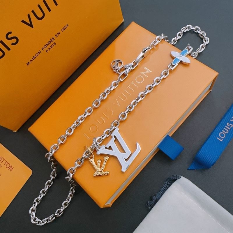 Louis Vuitton Necklaces